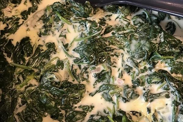 Spicy Creamed Spinach with Onions and Garlic