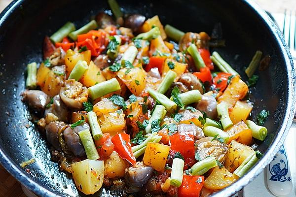 Spicy Potato and Eggplant Pan – Cianfotta