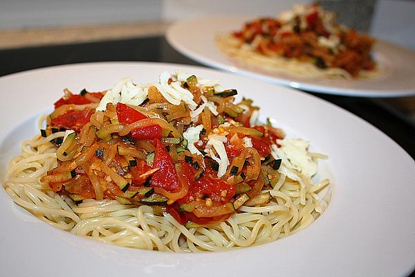 Spicy Zucchini Tomato Bacon Spaghetti