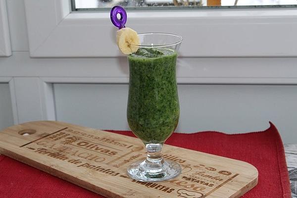 Spinach, Banana and Mango Smoothie