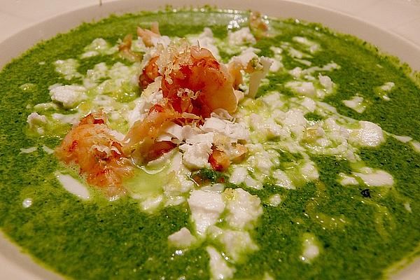 Spinach Soup with Crayfish