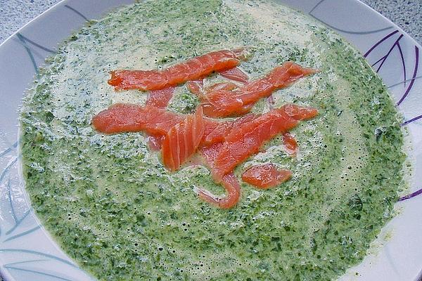 Spinach Soup with Salmon