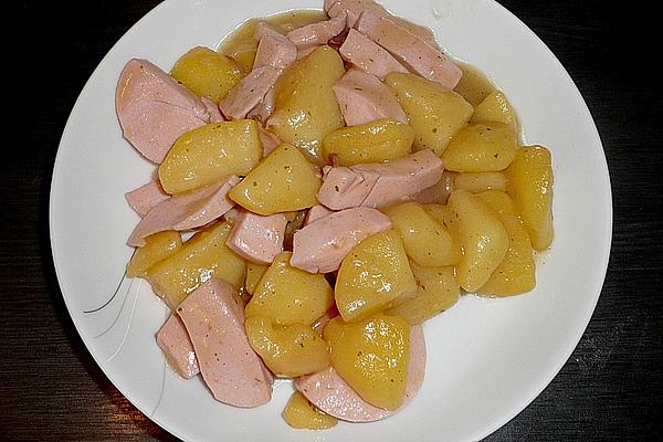 Steamed Potatoes with Meat Sausage