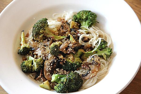 Stir Fry with Broccoli and Mushrooms