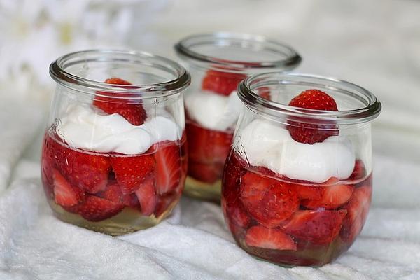 Strawberries in Champagne Jelly