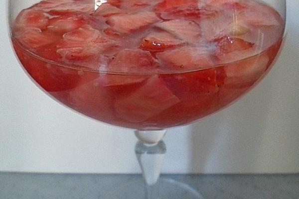 Strawberries in White Wine and Lemon Juice