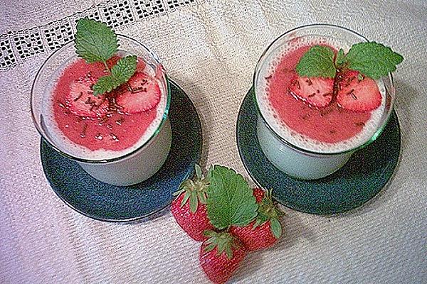 Strawberries with Pineapple Cream