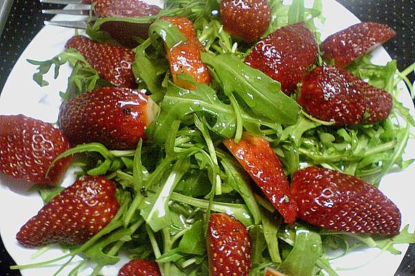 Strawberries with Rocket and Parmesan