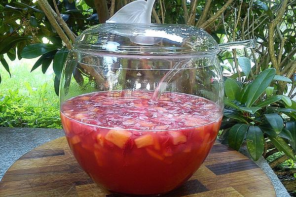 Strawberry and Pineapple Punch
