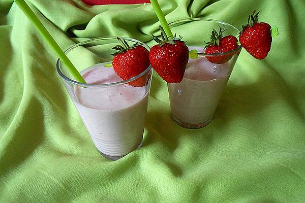 Strawberry and Vanilla Smoothie