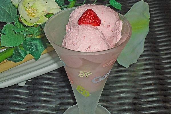 Strawberry – Marzipan – Ice Cream