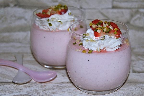 Strawberry Mousse with Lime Strawberries