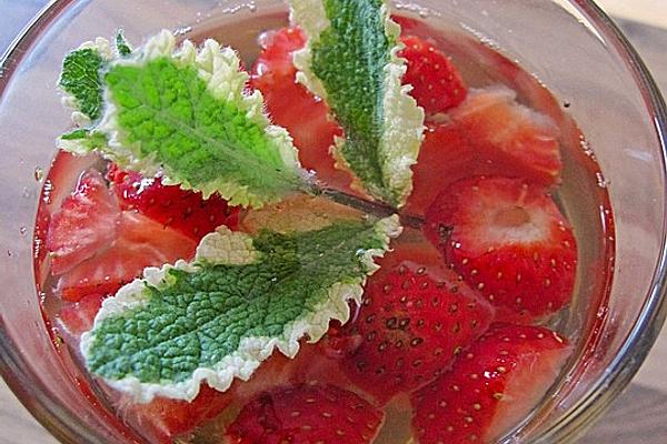 Strawberry – Prosecco – Punch