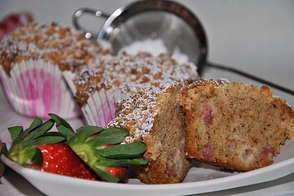 Strawberry – Rhubarb – Muffin with Sprinkles
