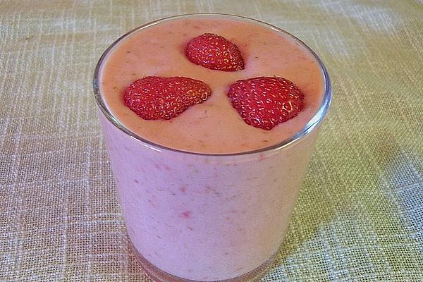 Strawberry Shake with Coconut Milk
