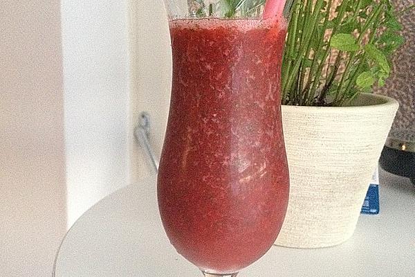 Strawberry Smoothie with Mint