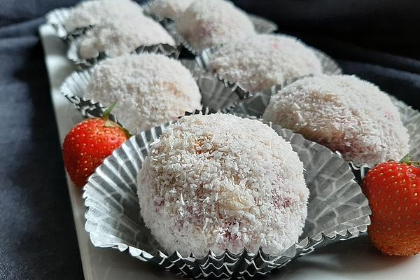 Strawberry Snowballs