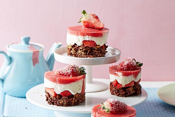 Strawberry Tart with Chocolate-coated Corn Flakes