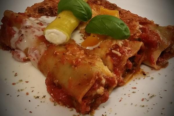 Stuffed Cannelloni in Spicy Tomato Sauce