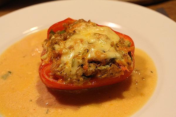 Stuffed Peppers with Green Spelled, Grated Cheese and Sour Cream