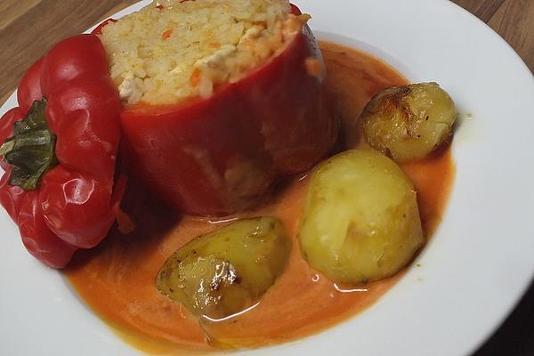 Stuffed Peppers with Rice and Chicken