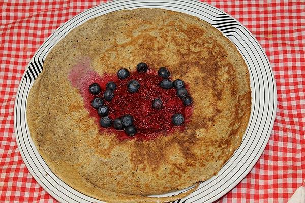 Sugar-free Spelled Pancakes with Raspberry Chia Jam
