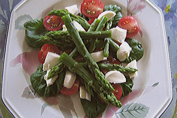 Summer Salad with Green Asparagus