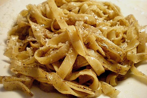 Tagliatelle Al Burro E Formaggio