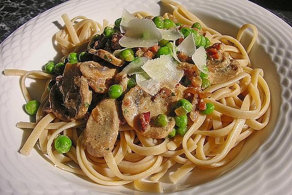 Tagliatelle with Bacon, Mushrooms and Peas