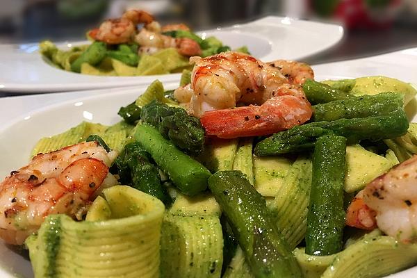 Tagliatelle with Wild Garlic Pesto, Green Asparagus and Prawns