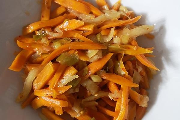 Tanggun Kimchi Made from Carrots