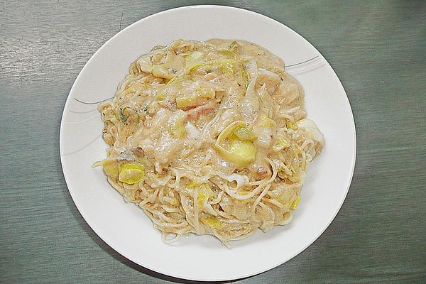 Thai Noodle Pan with Coconut Peanut Cream