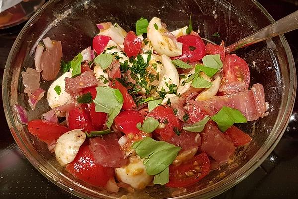 Tomato and Mozzarella Salad with Egg and Salmon Ham