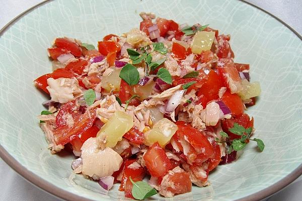 Tomato and Tuna Salad with Harz Cheese and Red Onions