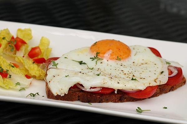 Tomato Bread with Fried Egg