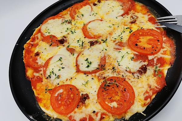 Tomato Mozzarella Pizza