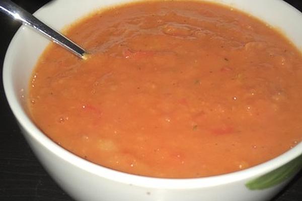 Tomato, Pepper and Sweet Potato Soup
