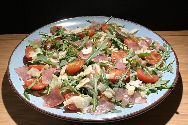 Tomato – Rocket Salad with Ham and Parmesan