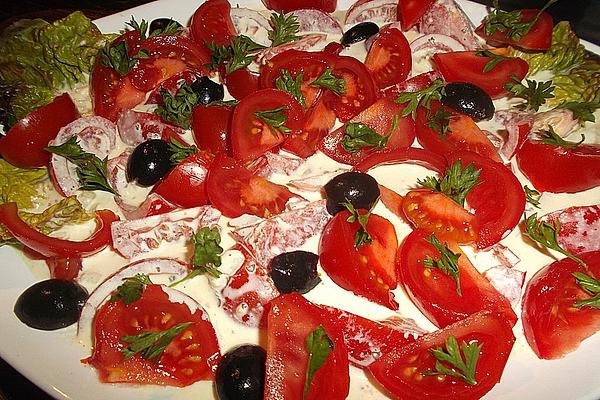 Tomato Salad with Creamy Gorgonzola Sauce