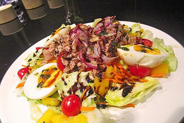 Tuna Salad with Olives and Egg
