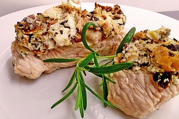 Turkey Breast with Goat Cheese Crust