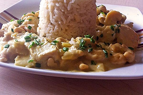 Turkey Curry with Coconut Cashew Sauce
