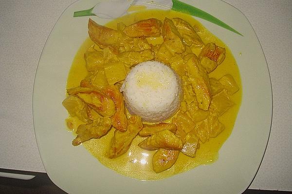 Turkey Curry with Pineapple and Mango