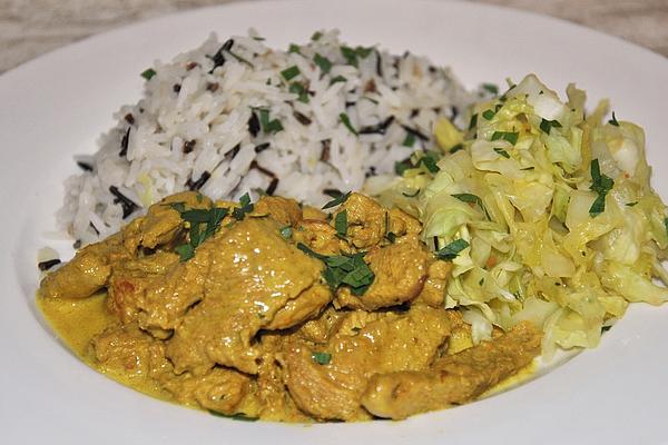 Turkey Strips with Curry Sauce and Pointed Cabbage
