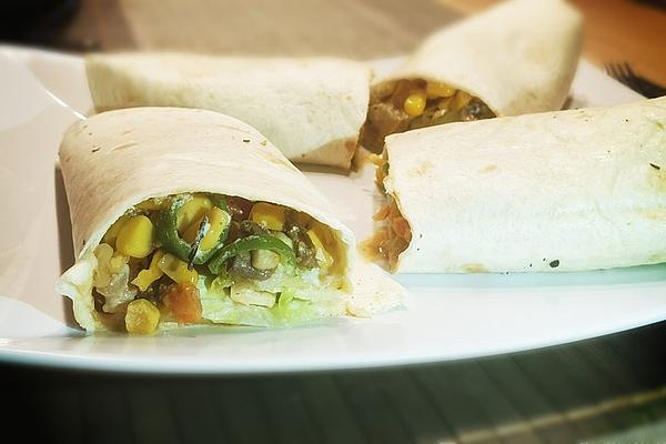 Two Kinds Of Wraps with Vegetables and Turkey Meat