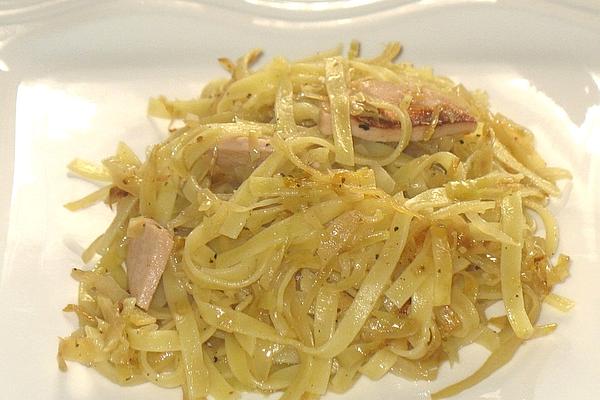 Tyrolean Cabbage Noodles