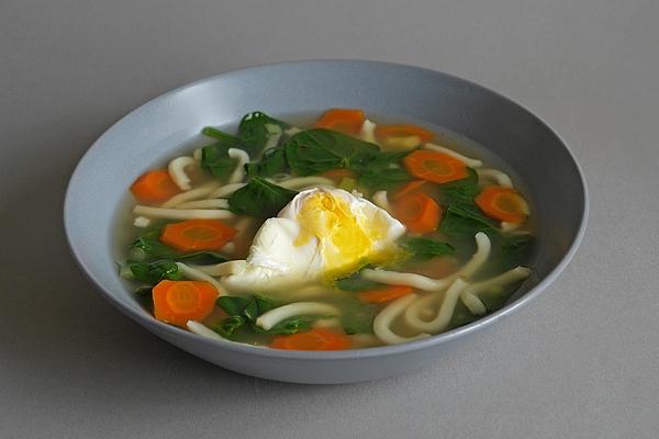 Udon Noodle Soup with Spinach, Carrots and Poached Egg