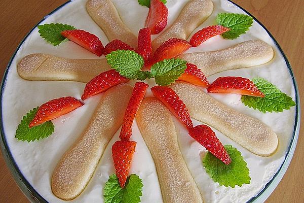Vanilla Mousse – Tiramisu with Berries