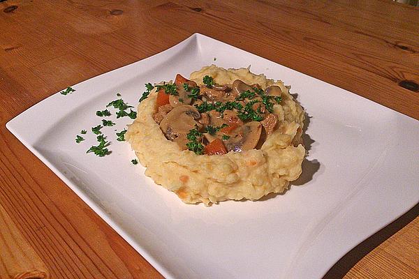Veal Goulash with Thyme, Mushrooms and Carrots