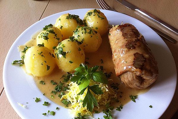 Veal Rolls with Herb and Mozzarella Filling